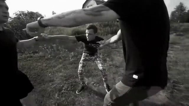 завяжи глаза покрепче не бойся смотреть онлайн