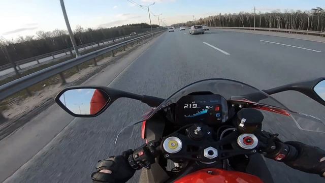 РАЗОГНАЛ 310 км\ч BMW S1000RR 2020 года. МОТОТОКСИКОЗ #14 смотреть онлайн
