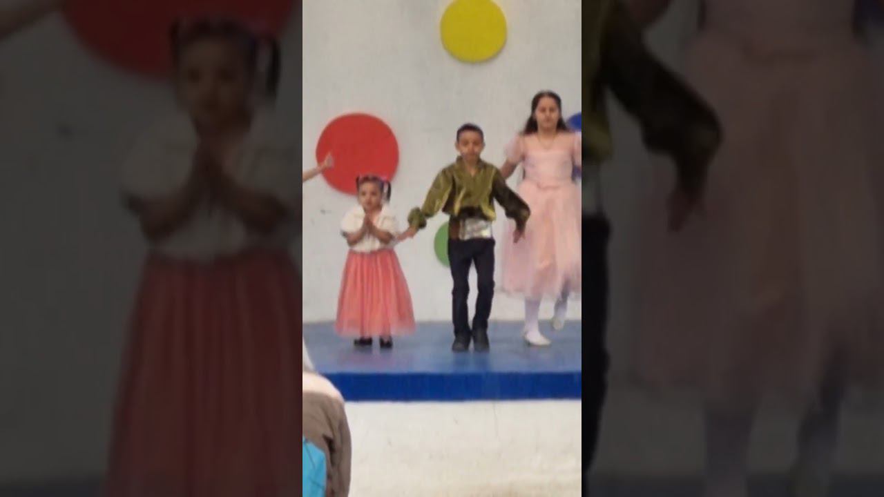 День семьи. А что Цыгане делают#shorts смотреть онлайн