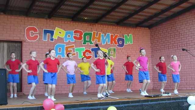 Спортивный ритм, выступление 01.06.2018 Чернянка file 8477 смотреть онлайн