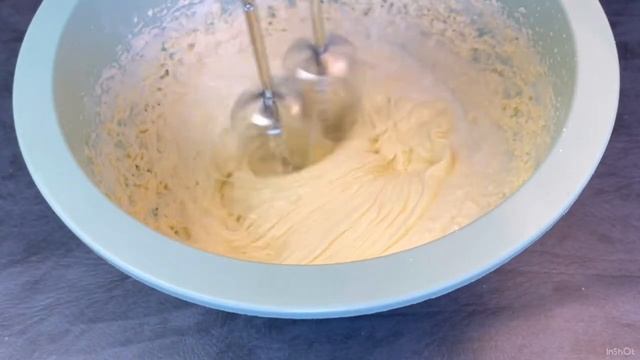 Выливаю в форму ОДНО ТЕСТО, а получаю ТРИ СЛОЯ. Волшебный пирог. смотреть онлайн