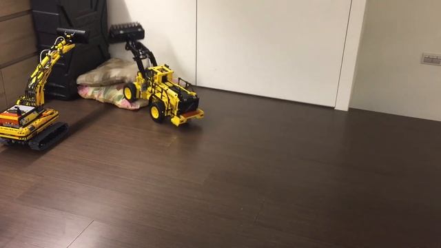 Lepin 20006 Volvo L350F Speed test 42030 смотреть онлайн