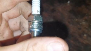 Меняю свечу и масло на питбайке kayo