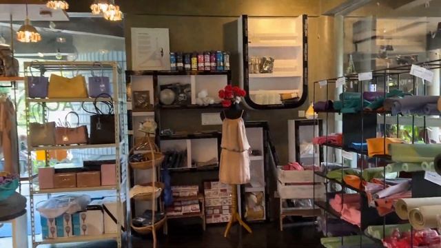 Бали | Йога студии | Alchemy. Ubud Yoga Centre смотреть онлайн