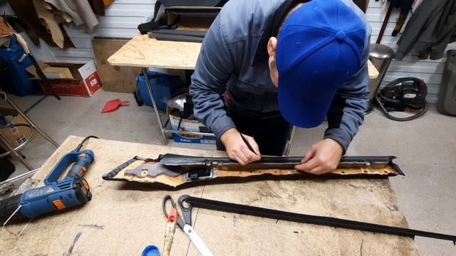 Ремонт дверной карты своими руками\ Устраняю прожоги на обшивке\ Работа с термовинилом. смотреть онлайн