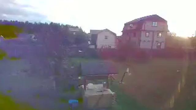 AR.Drone полеты вдоль и поперек ветра смотреть онлайн