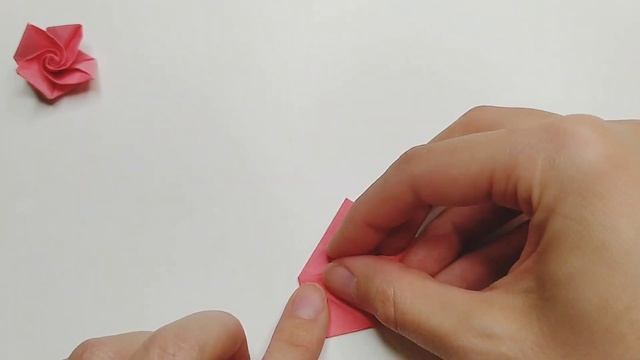КАК СДЕЛАТЬ РОЗУ ОРИГАМИ ПРОСТО И БЫСТРО | ORIGAMI ROSE смотреть онлайн