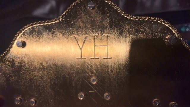 WWE Big Gold Replica Plates off the strap смотреть онлайн