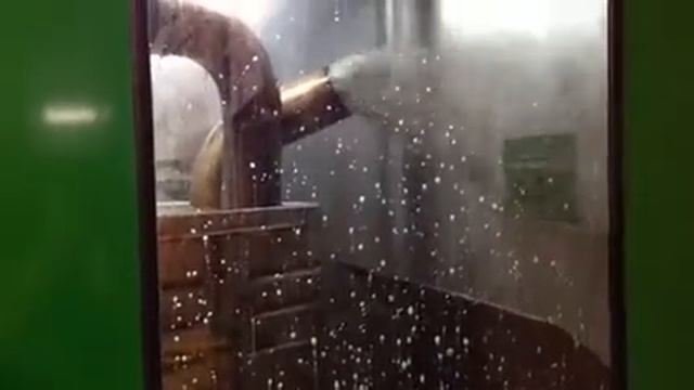 Dpf repair and cleaning in Hull cleaning a Mercedes Atego Dpf смотреть онлайн