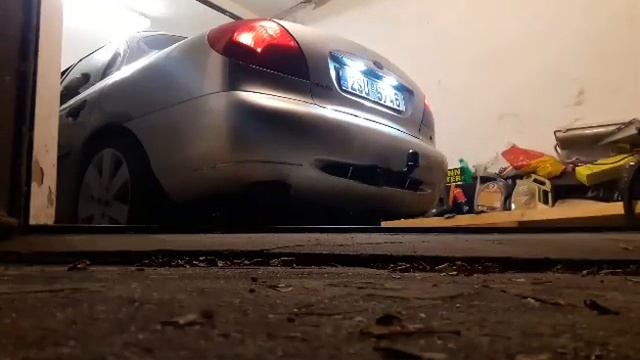 Mondeo mk2 1.8td straight pipe смотреть онлайн