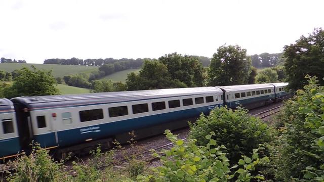 Chiltern Railways - Class 67 67014 'Thomas Telford' High Speed - Loudwater 01-07-2013 смотреть онлайн