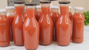 Вот так  ПОМИДОРЫ я заготавливаю на зиму почти 100 банок:  и томатный сок, и паста