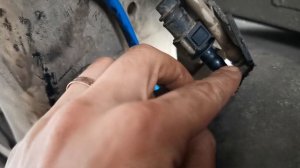 новый пластиковый бак 80л  на газель установка и  все минусы