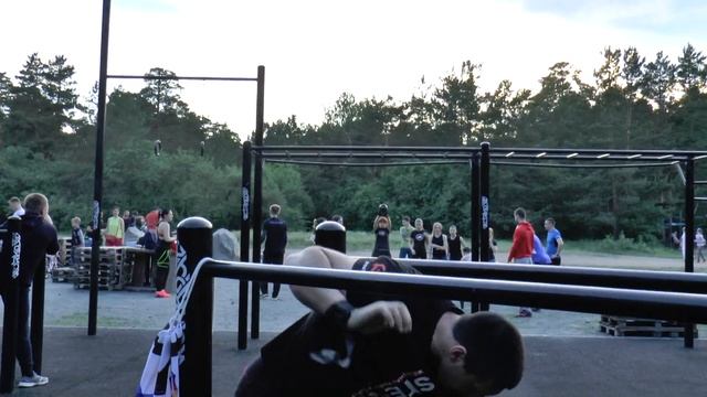 Снимали уличную тренировку для Кузницы Спорта смотреть онлайн