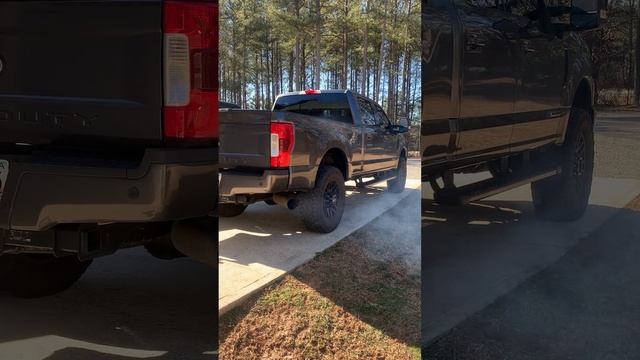 Deleted 6.7 Powerstroke 14 degree cold. All the smoke and all the whistle смотреть онлайн