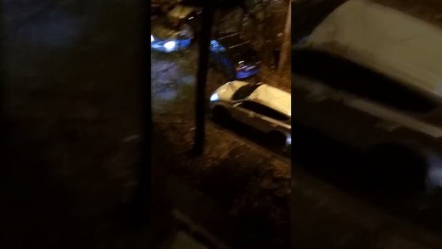 Затор во дворе. Идёт ремонт дороги смотреть онлайн