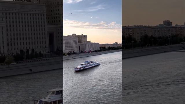 Хамовники. Парк Горького. Москва #хамовники #москва #паркгорького