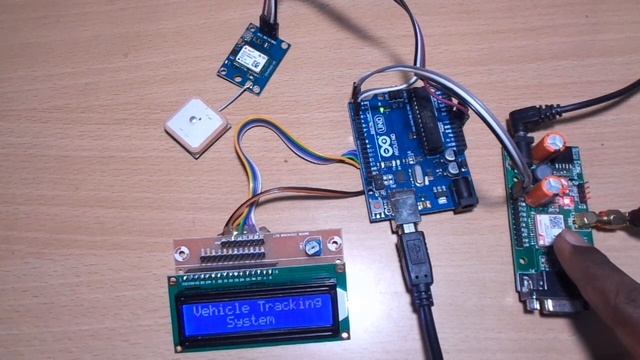 Vehicle Tracking System using GSM & GPS |Arduino GPS tracker locater | Innovative arduino projects смотреть онлайн