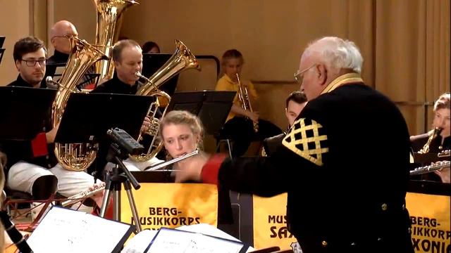 Blues, Promenade and Happy Tune (Schoonenbeek) - Bergmusikkorps Saxonia Freiberg смотреть онлайн