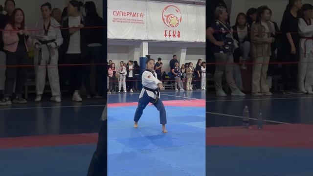 Чемпионат Кыргызстана по таэквондо WT 2022, Махметова Ажар категория пумсэ смотреть онлайн