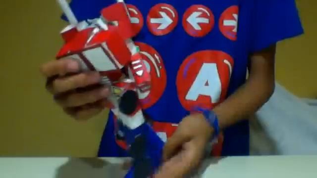 Paper Transformer Optimus Prime ( Generation 1 ) смотреть онлайн