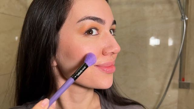 Обзор на новую косметику из ЗЯ, приезд моей сестры и новые сбережения. смотреть онлайн