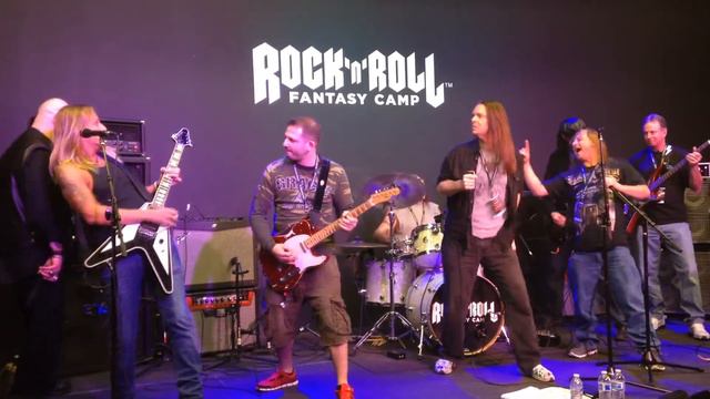 Victom of Changes with Rob Halford смотреть онлайн