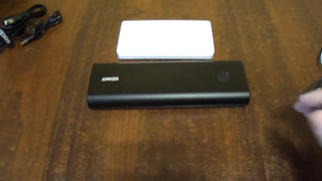 Power Bank Anker vs Xiaomi ZMi, сравнение смотреть онлайн