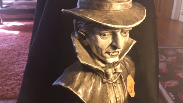 Hallow's Eve LED LIGHTED VAMPIRE BUST | Halloween Prop Review смотреть онлайн