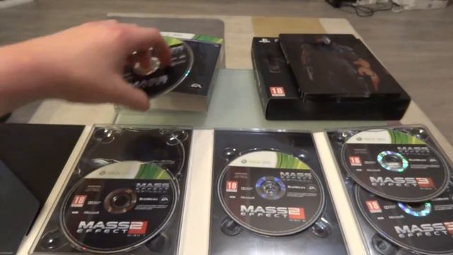Mass Effect - Trilogy (распаковка/unboxing) смотреть онлайн