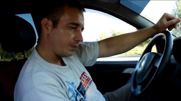 Обзор Рено Логан спустя 2 года