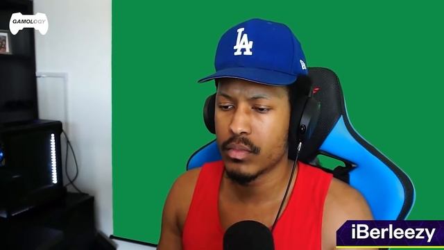 Gamers REACT to Siren Head | Gamers React смотреть онлайн