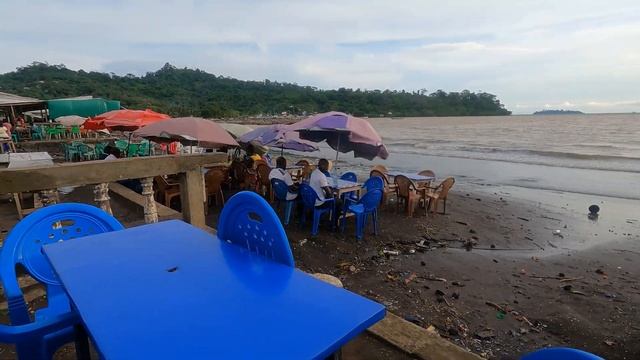 LIMBE DOWN BEACH - Visiter Le Cameroon / cameroon travel vlog #limbe смотреть онлайн