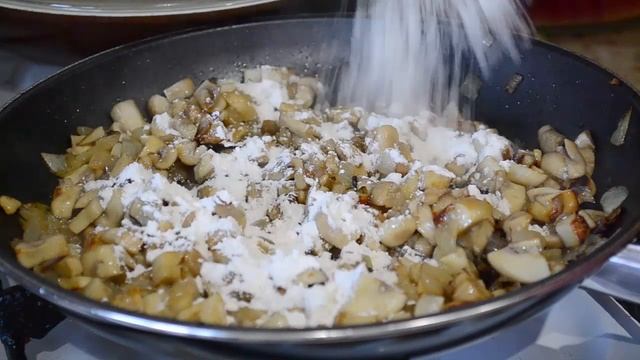 Сливочно-грибной соус.Нежный,ароматный,отлично подойдет к любому блюду! смотреть онлайн