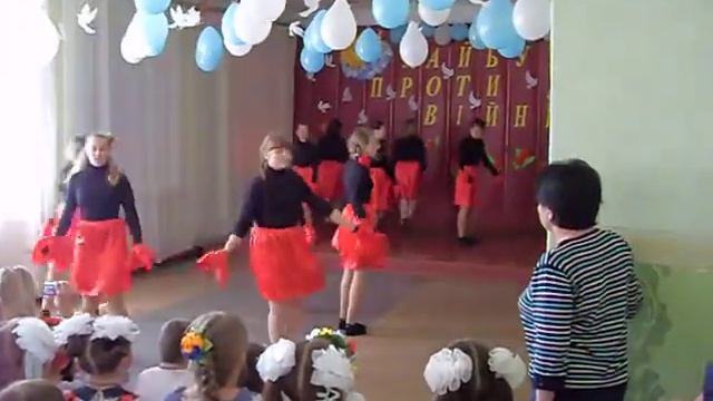ТАНЕЦ МАКОВ..... смотреть онлайн