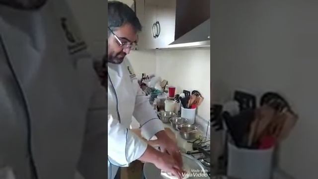 Pizza de tocino, cebolla y algodón de azúcar - Postres al plato y tendencias culinarias смотреть онлайн