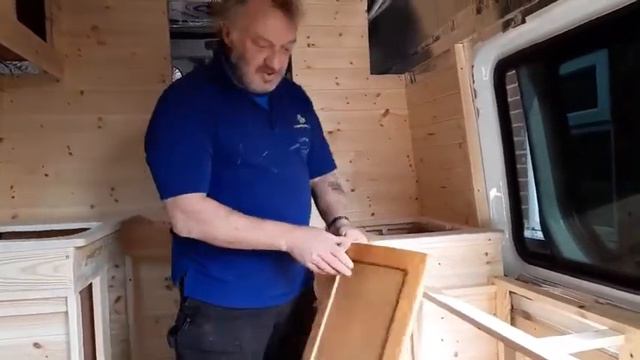 10 : Sprinter Van Conversion / Cabinet Build / Seating Upholstery