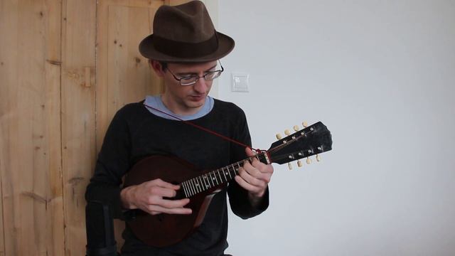 Narodil se Kristus Pán / Půjdem Spolu do Betléma - Lee Bidgood on Mandolin смотреть онлайн