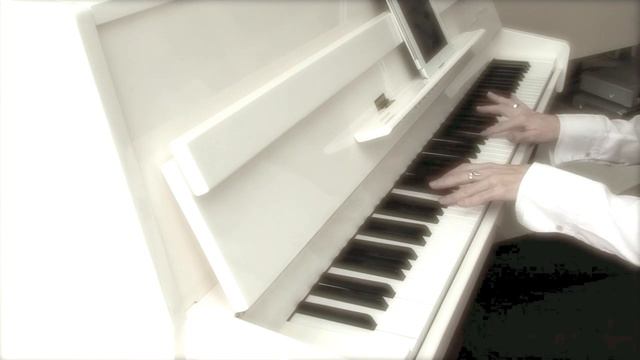 Ludovico Einaudi - Time Lapse / In a Time Lapse (solo piano) смотреть онлайн