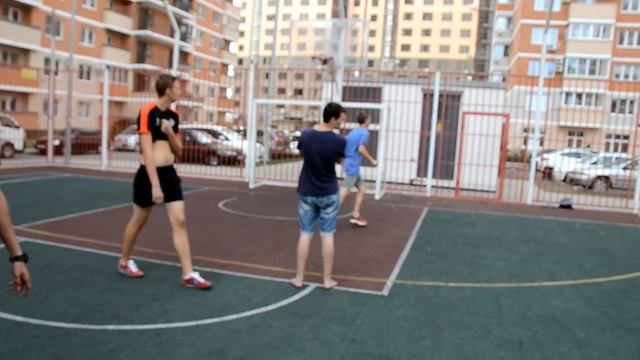 CROSSBAR CHALLENGE | БЬЕМ В ПЕРЕКЛАДИНУ смотреть онлайн