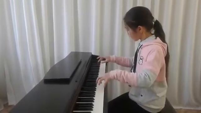Бургмюллер Этюд Укпенова Айша 5класс смотреть онлайн