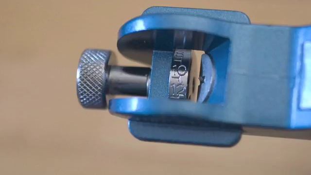 Saws Part 2: Sharpening a Cross Cut Saw & Setting the Teeth смотреть онлайн