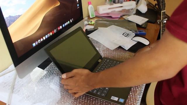 Review Lenovo Yoga 330 Prosesor Intel Pentium Dengan SSD 256GB смотреть онлайн