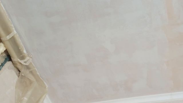 Как красить потолок валиком - ВСЁ для новичка смотреть онлайн