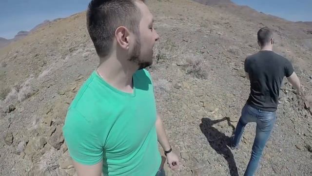 Не доезжая до долины смерти| Почти в Неваде смотреть онлайн