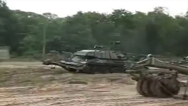 10 Best Mine Clearing Vehicles In The World смотреть онлайн