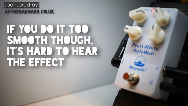 Real Wah tones for £35?! Demon FX Pearl White Auto Wah смотреть онлайн