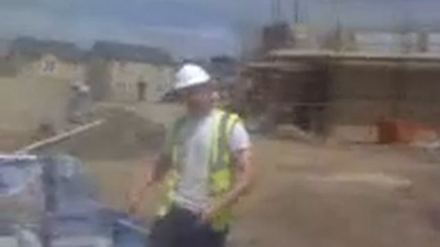 TRAWDEN NO CRACK GANG BUILDING HOUSES @ EARBY MID 2000s смотреть онлайн