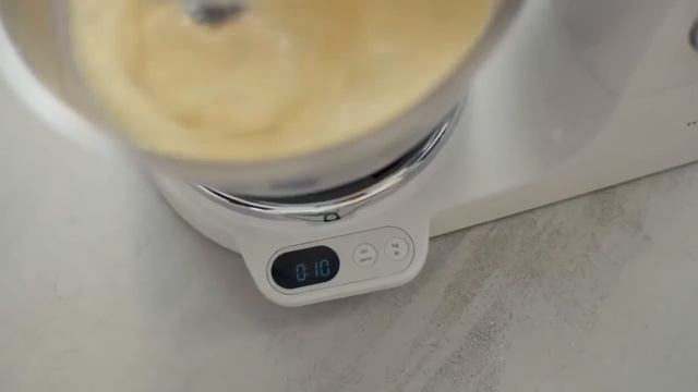 Kenwood Titanium Chef Baker Lite Kitchen Machine смотреть онлайн