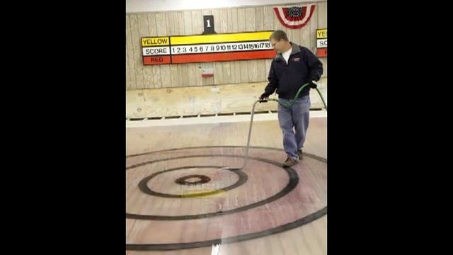 500 hours to curling Making ice at the Portage Curling Club Shannon Green, Daily Register 2-16-2012 смотреть онлайн